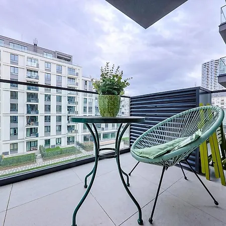 Lägenhet S310 With Free Parking Belgrad