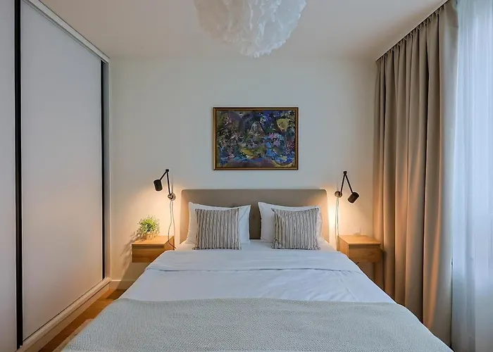 S310 With Free Parking