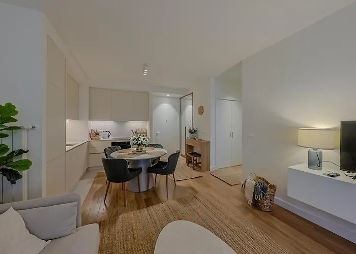 S310 With Free Parking ベオグラード