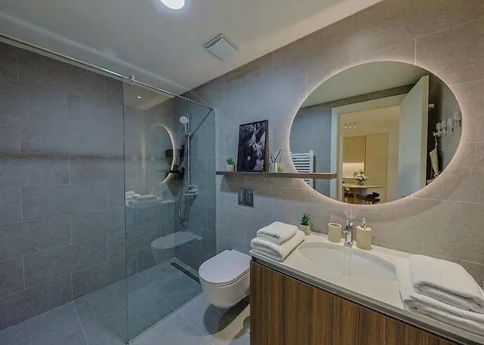 S310 With Free Parking ベオグラード