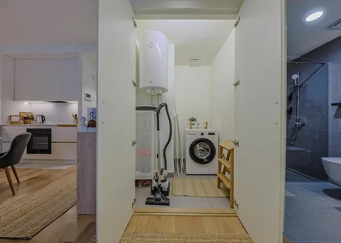 S310 With Free Parking * ベオグラード